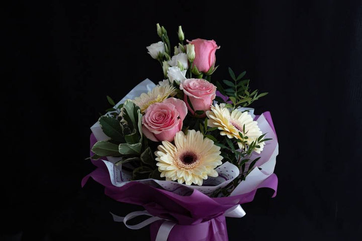 5 Ways to Use Flower Bouquets to Brighten Your Home Décor