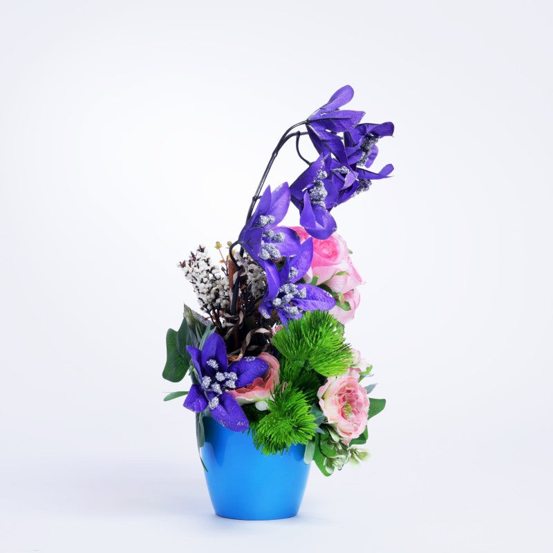 Beautiful Plastic Flower Bouquet for Any Occasion